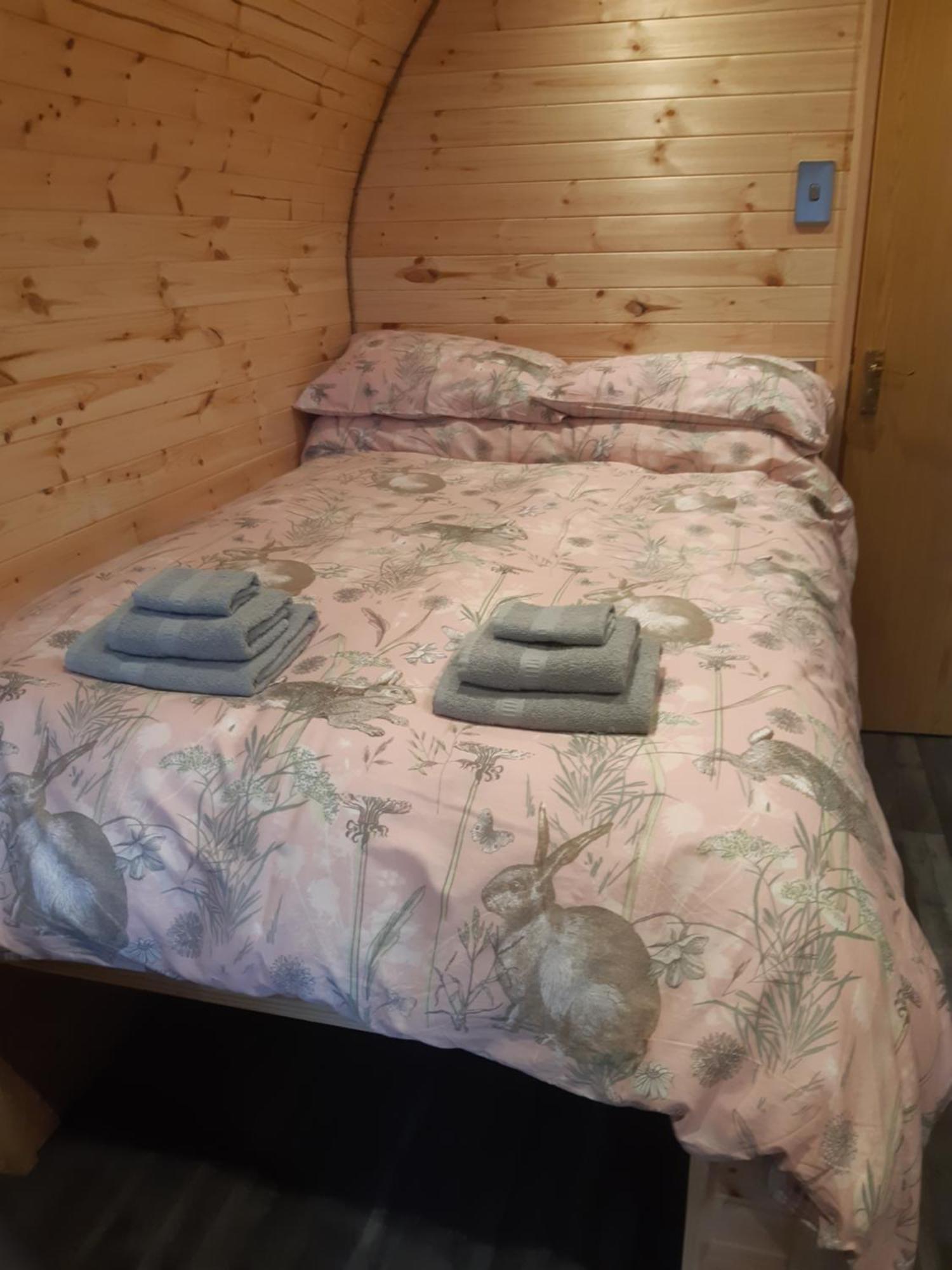 Loch Caroy Pods Villa Ose Phòng bức ảnh
